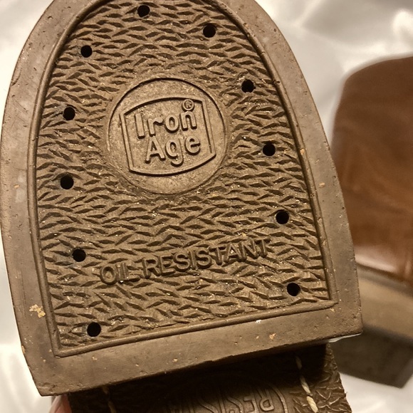 Iron Age Oil Resistant Work Boots - size8 1/2 main image 14